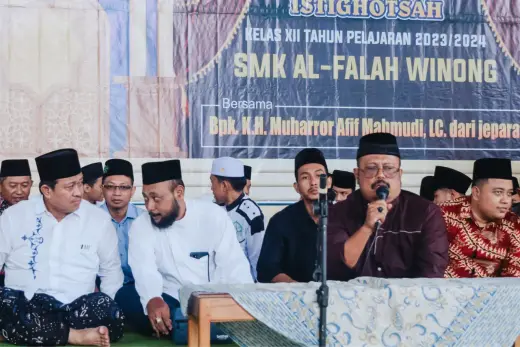 Do'a Bersama dan Istighotsah Kelas XII